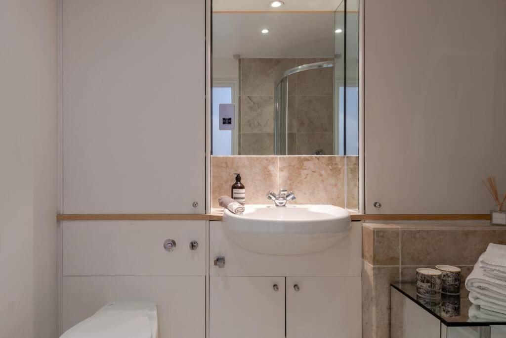 Appartamento Maddox House Londra Esterno foto